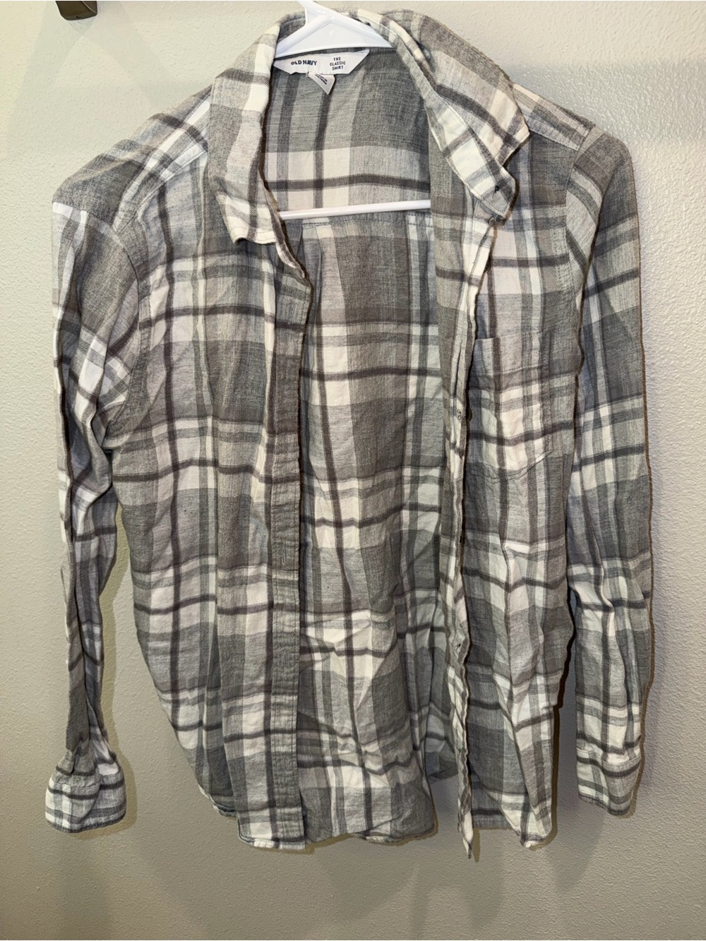 Old Navy Gray & White Plaid Button-Down Shirt - Men